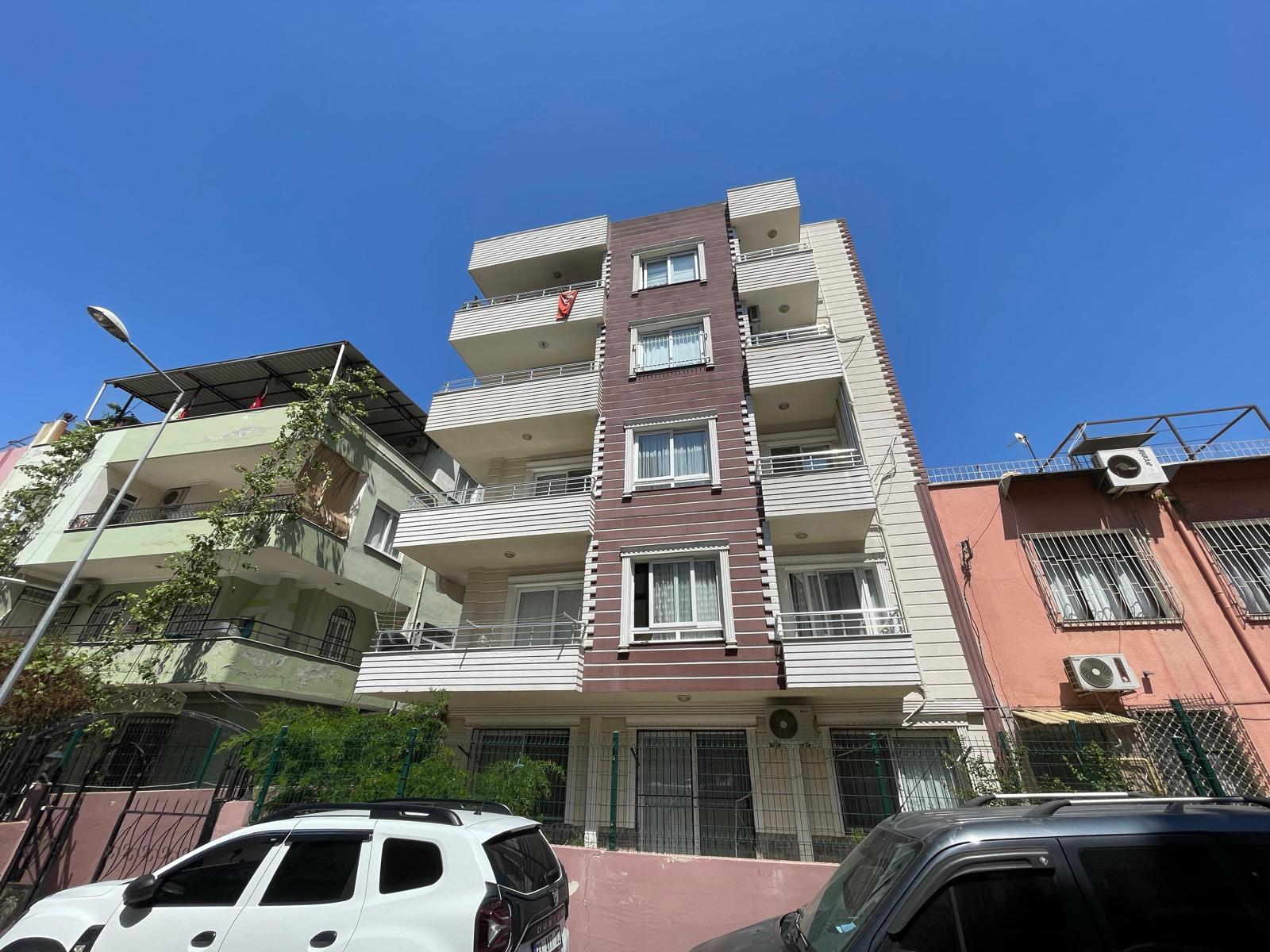TÜZÜN GAYRİMENKÜLDEN AKDENİZ YENİ MAH.SATILIK 5 KATLI BİNA