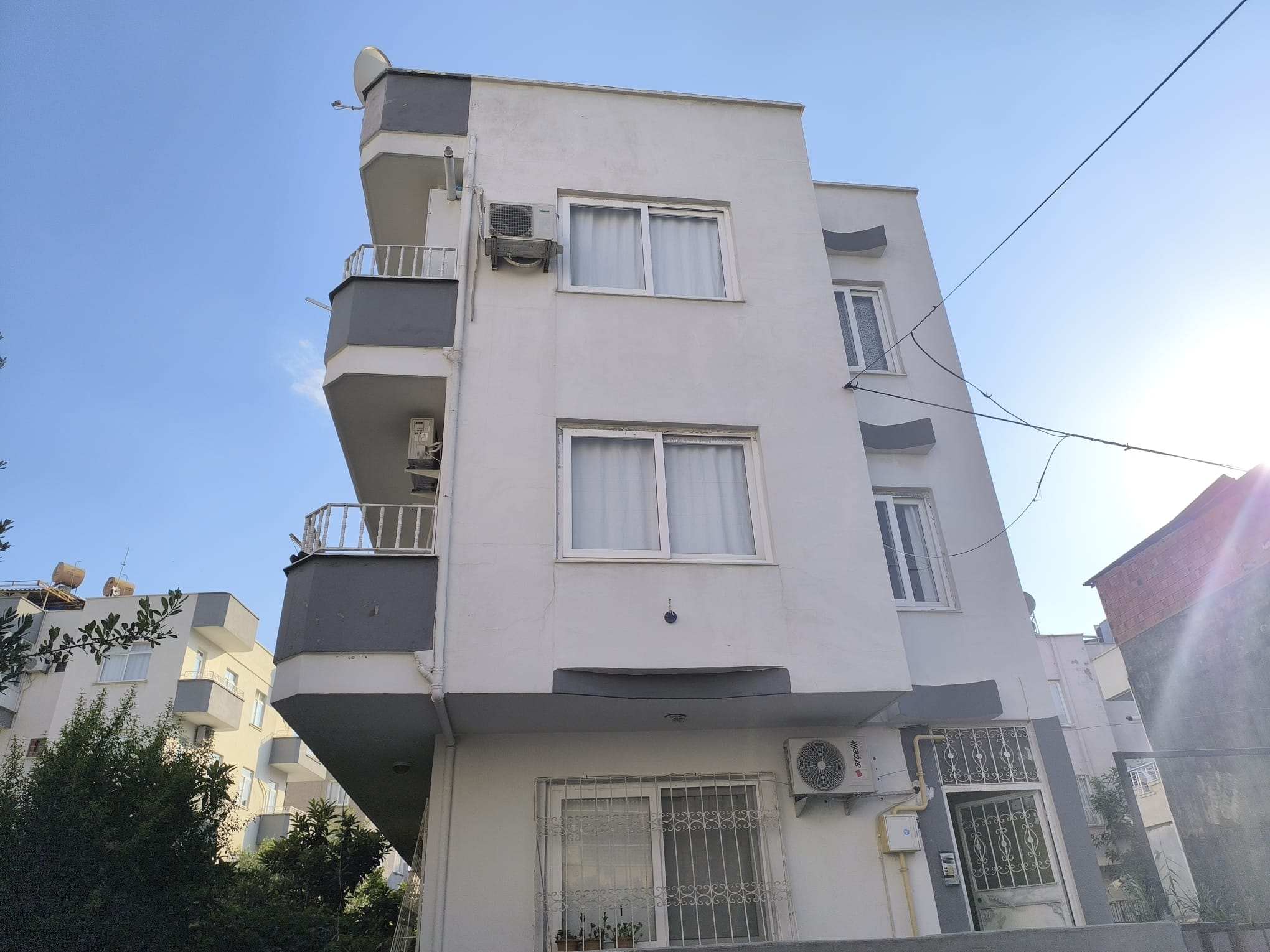 TÜZÜN'DEN BARBAROS MAHALLESİN'DE 3+1 SATILIK DAİRE